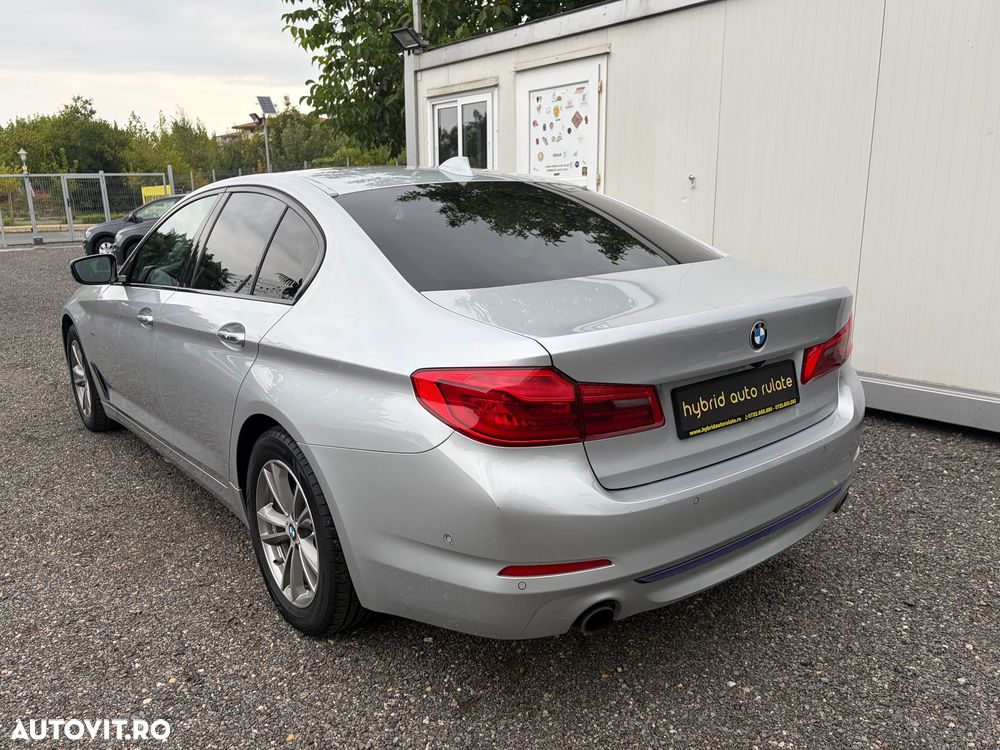 BMW Seria 5 530i xDrive Aut. Sport Line - 3