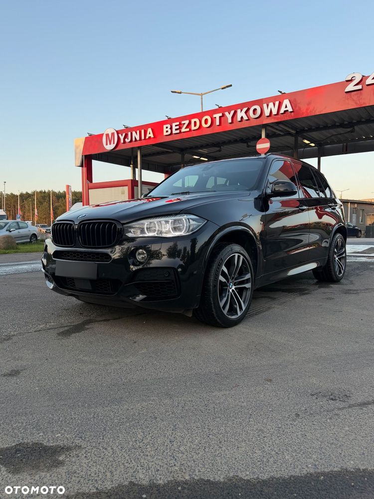 BMW X5 M M50d - 12