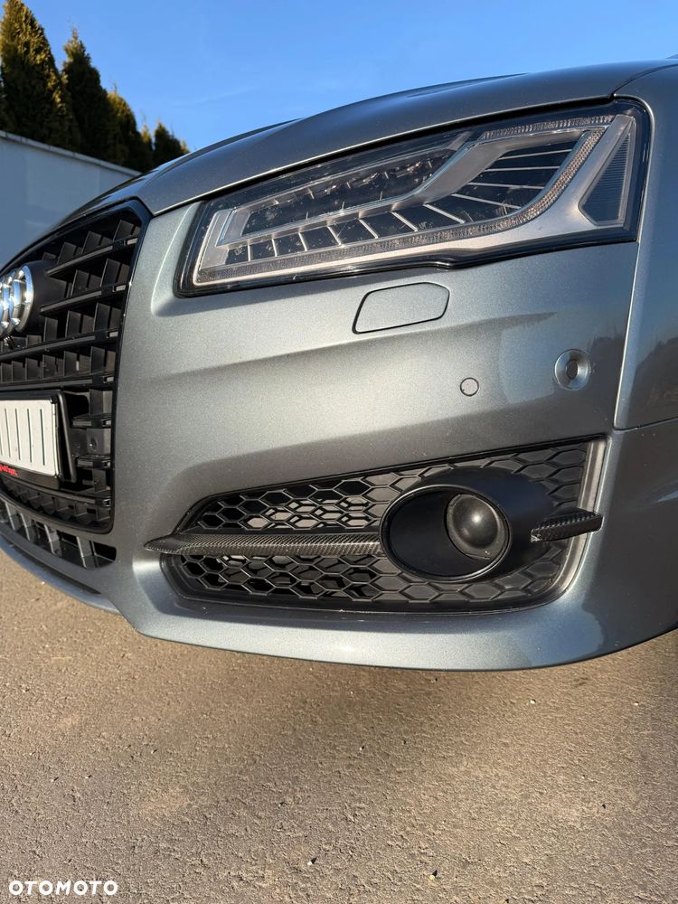 Audi A8 4.2 TDI DPF (clean diesel) quattro tiptronic - 28