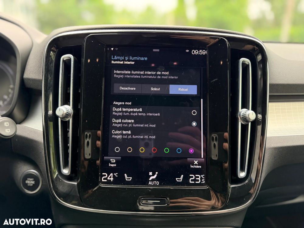 Volvo XC 40 T5 Twin Engine DKG Momentum Pro - 26