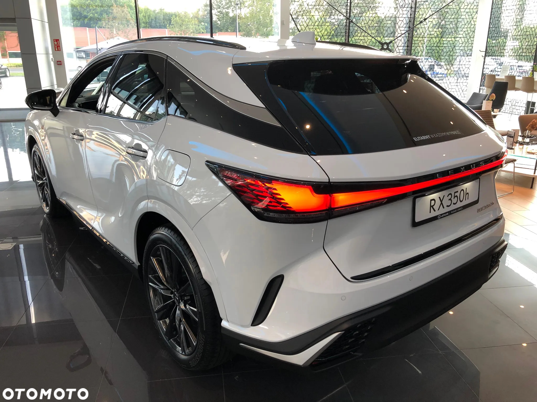Lexus RX 350h F Sport Design - 4