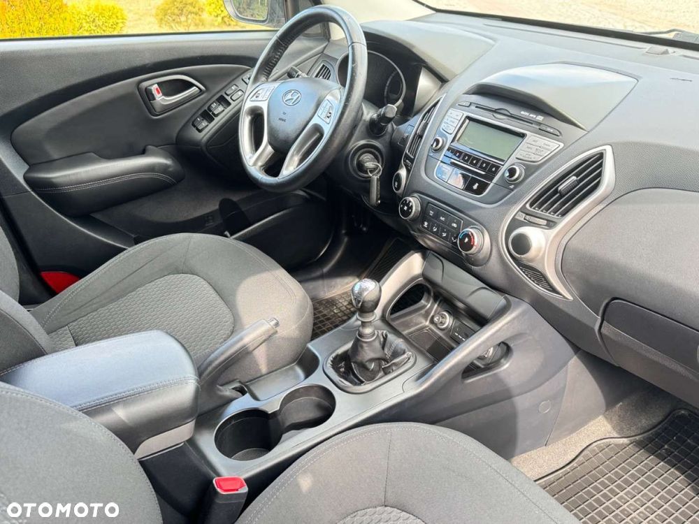 Hyundai ix35 - 23