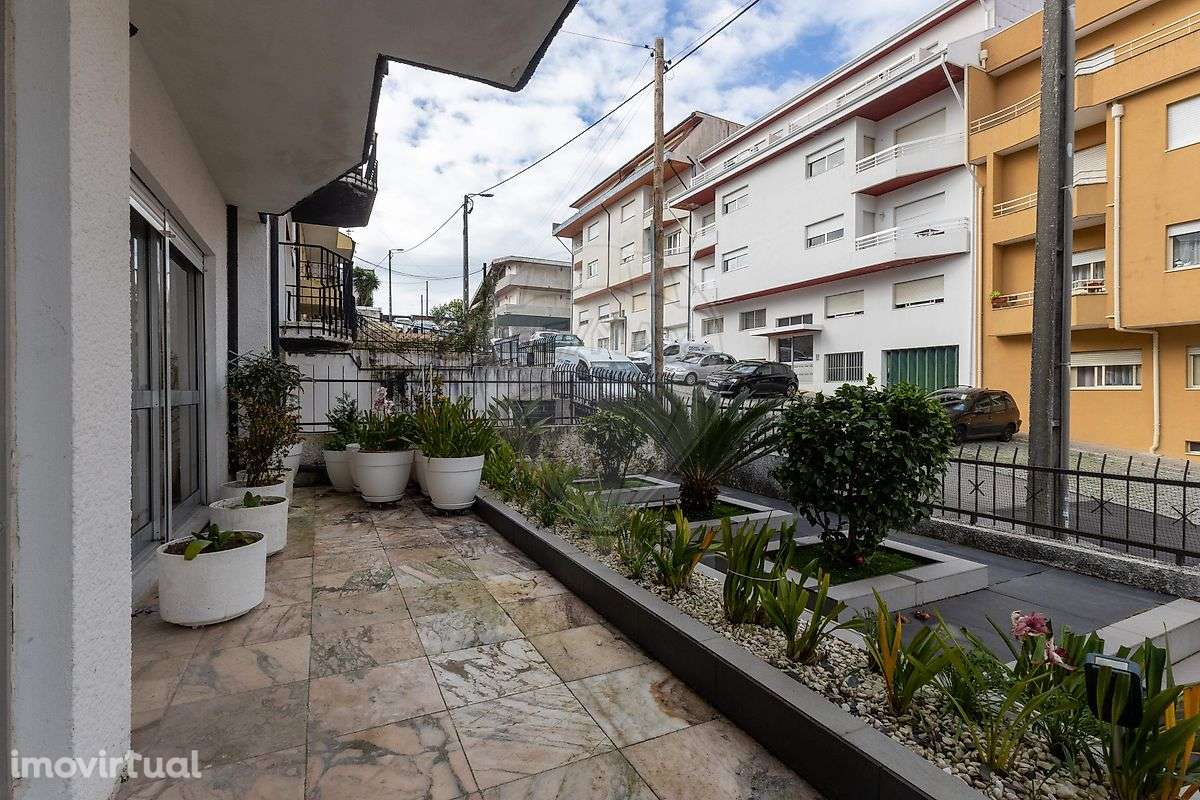 Moradia T4 para venda - Grande imagem: 2/26