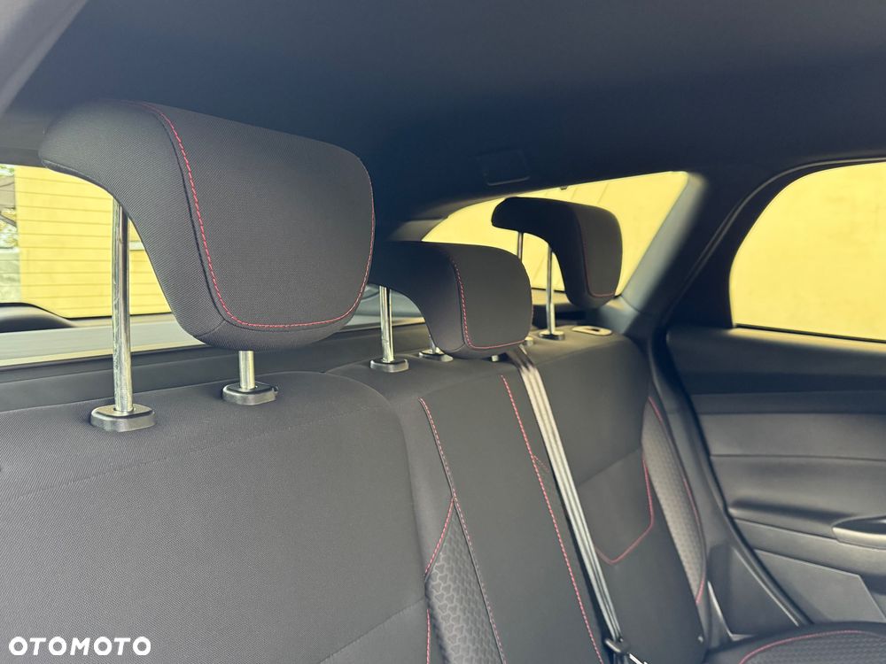 Ford Focus 1.5 EcoBoost ST-Line - 23