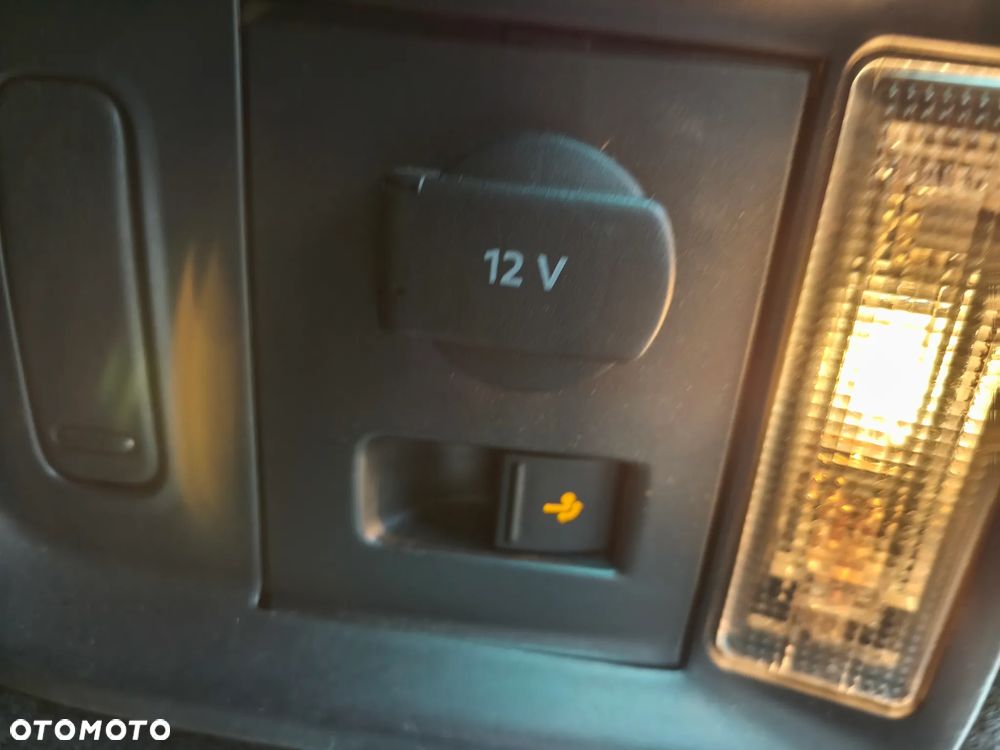 Volkswagen Sharan 2.0 TDI Highline DSG - 18