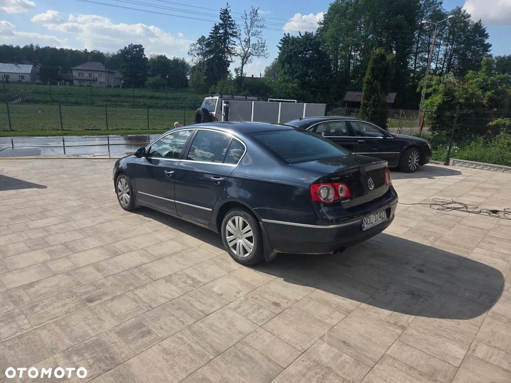 Volkswagen Passat 2.0 TDI Highline DSG - 3