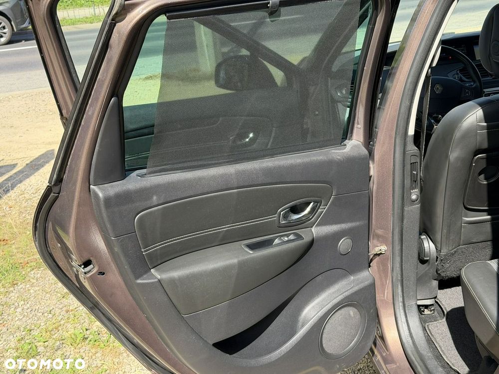 Renault Scenic - 16