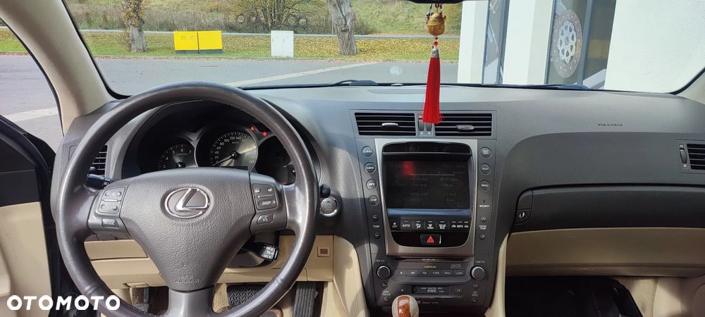 Lexus GS - 7