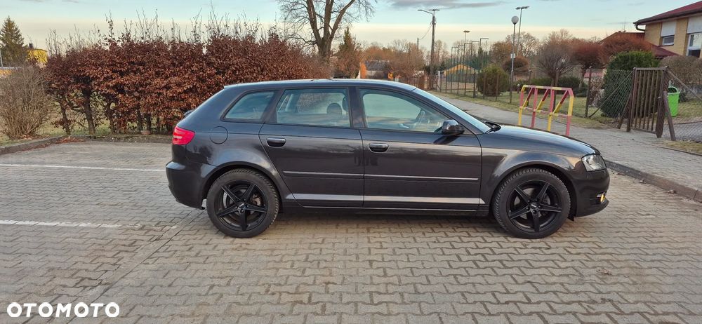 Audi A3 Sportback - 5