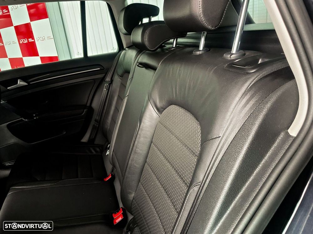 VW Golf Variant 1.6 TDi GPS Edition - 13