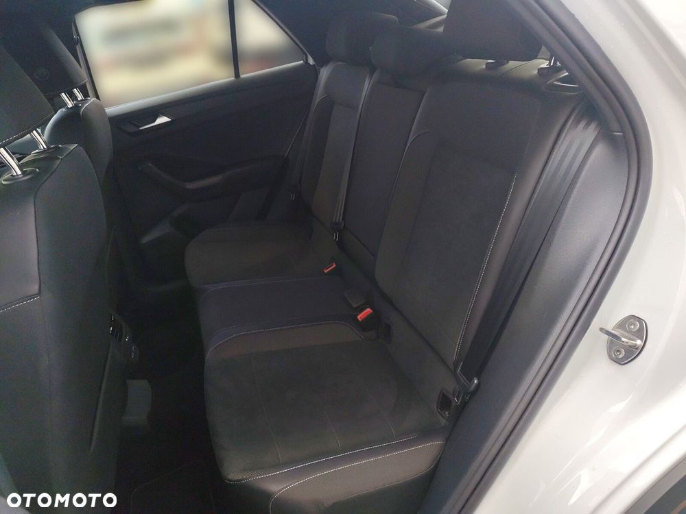 Volkswagen T-Roc - 14