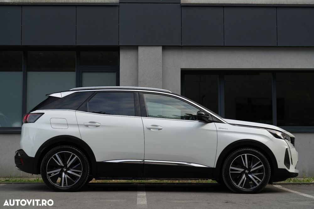 Peugeot 3008 PHEV EAT8 4X4 GT Pack - 28