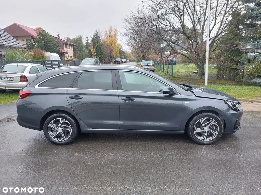 Hyundai i30 1.5 T-GDI 48V-Hybrid Trend - 3