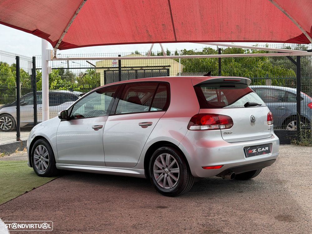VW Golf 1.6 TDi Confortline - 9