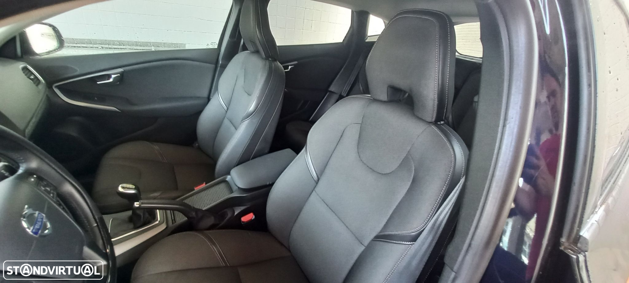 Volvo V40 2.0 D2 Kinetic - 15