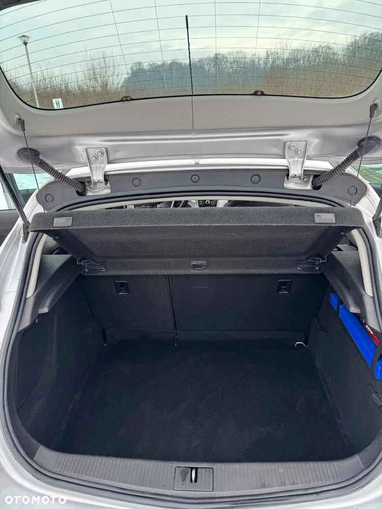 Opel Astra 1.4 Turbo Cosmo - 12