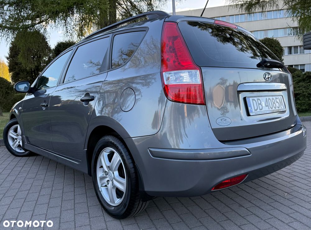 Hyundai i30 i30cw 1.6 Edition Plus - 27