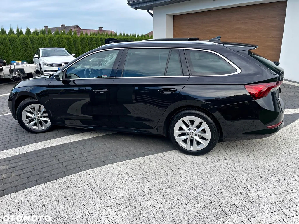 Skoda Octavia Combi 2.0 TDI DSG Exclusive Plus - 20