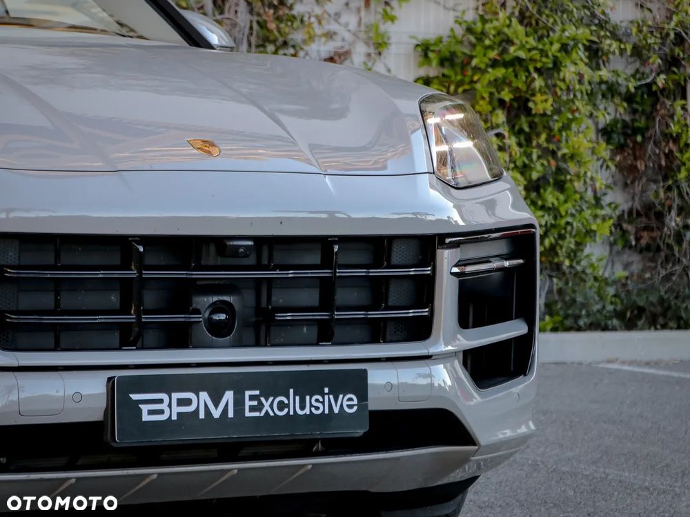 Porsche Cayenne S E-Hybrid PHEV - 11