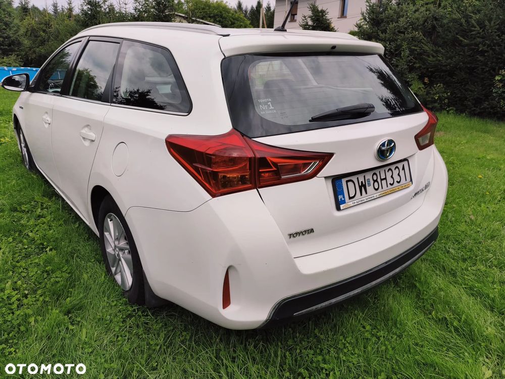 Toyota Auris 1.8 HSD Sol - 28