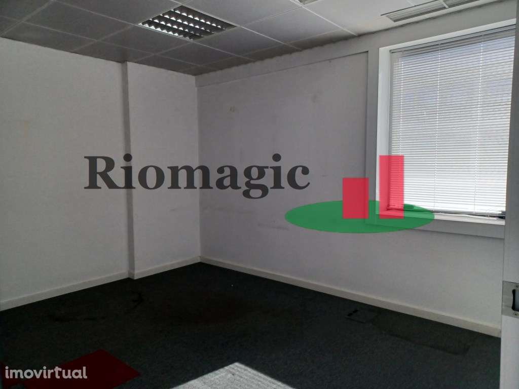 Escritórios - Avenida da Liberdade / Lisboa - Grande imagem: 5/6