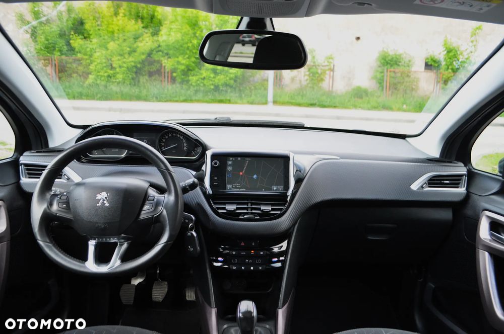 Peugeot 2008 BlueHDi 100 STOP & START Allure - 13