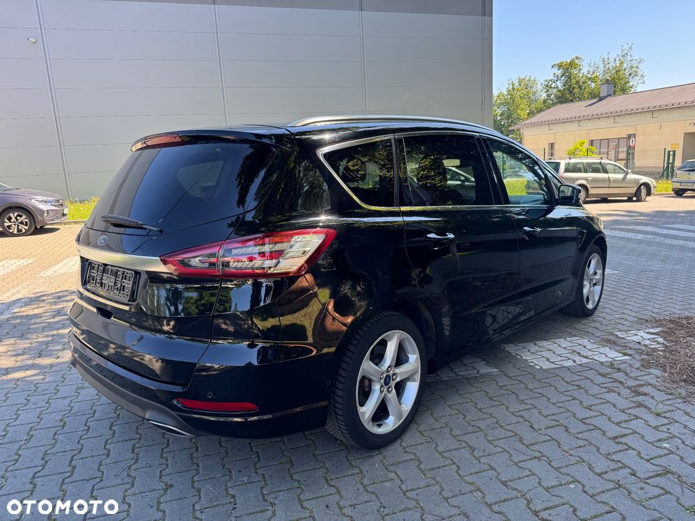 Ford S-Max - 10