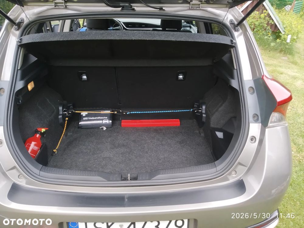 Toyota Auris - 5