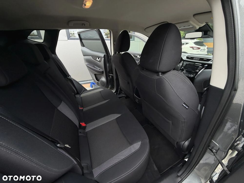 Nissan Qashqai 1.3 DIG-T DCT TEKNA - 17