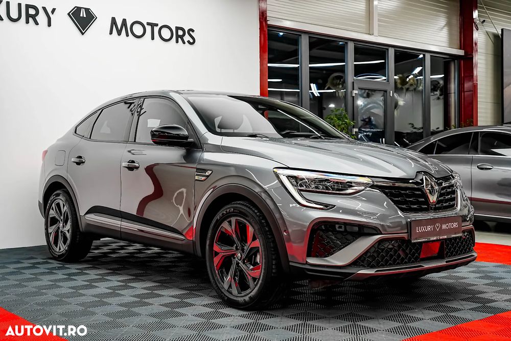 Renault Arkana E-TECH Hybrid RS Line - 7