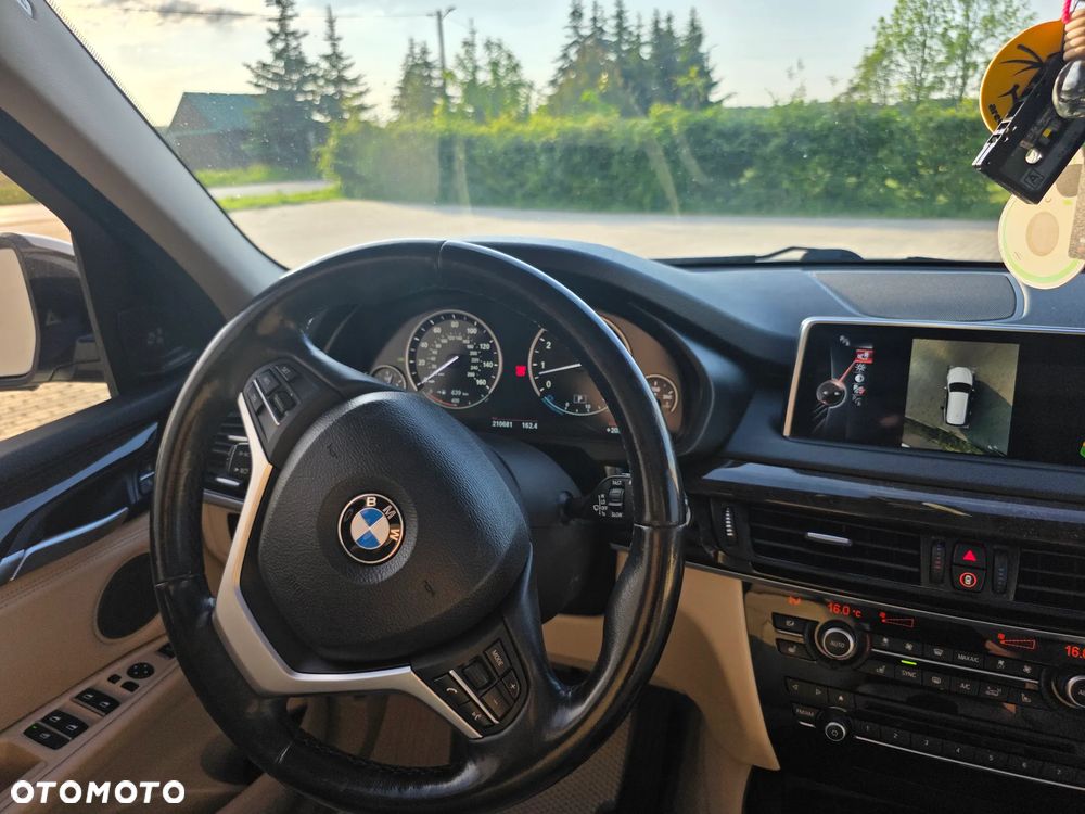 BMW X5 3.5i xDrive - 23