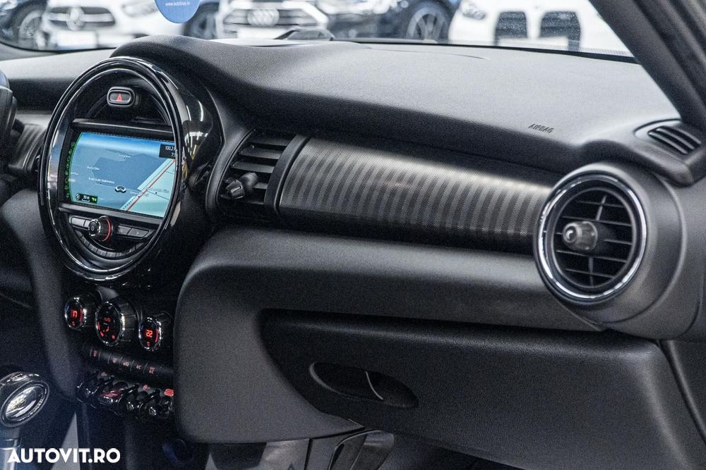 Mini Cooper SD Sport-Aut. - 32