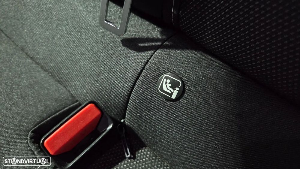 Opel Corsa 1.2 Direct Injection Turbo S&S GS - 16