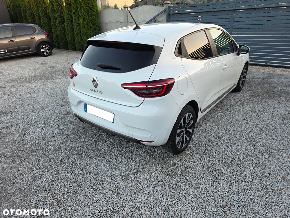 Renault Clio - 6