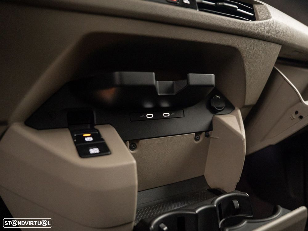 VW Multivan 1.4 TSI e-Hybrid Life DSG - 32