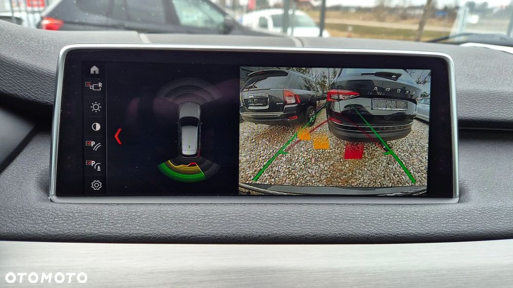 BMW X5 xDrive25d - 29