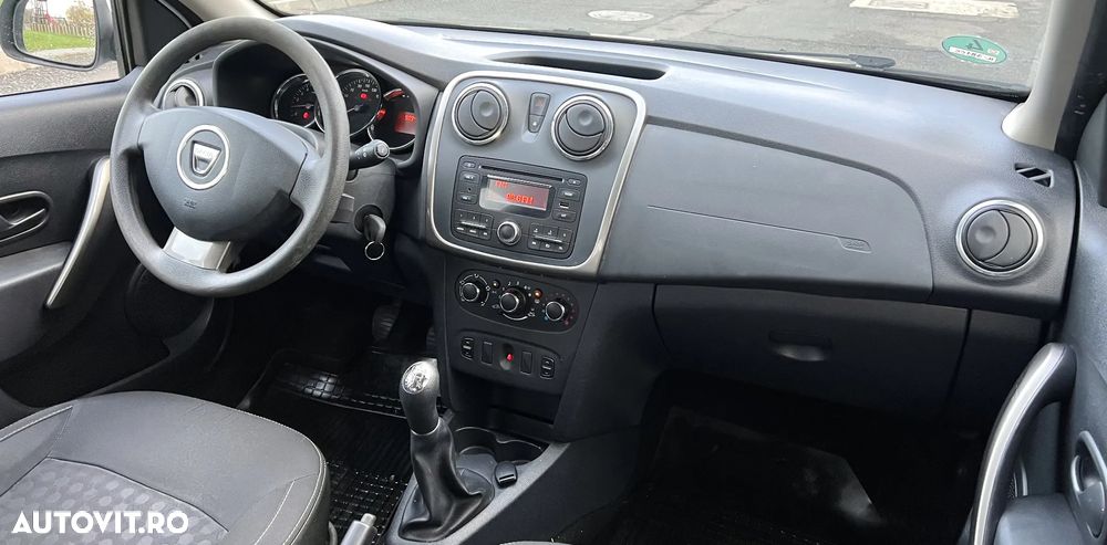 Dacia Sandero TCe 90 Celebration - 11