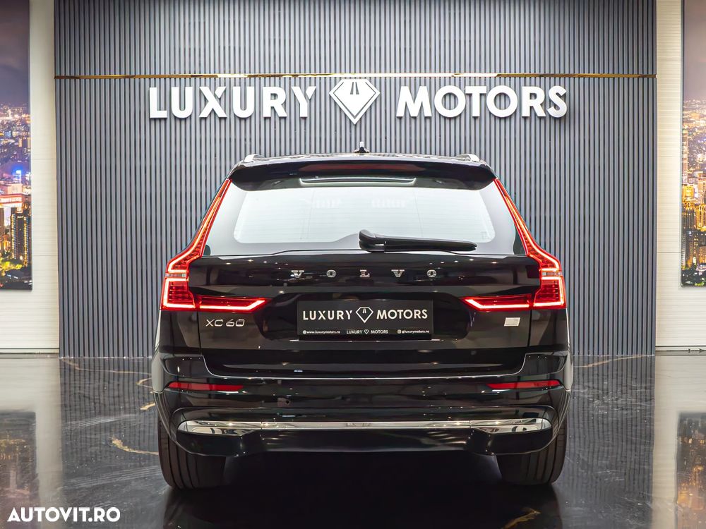 Volvo XC 60 T6 AWD Recharge Geartronic Inscription Expression - 11