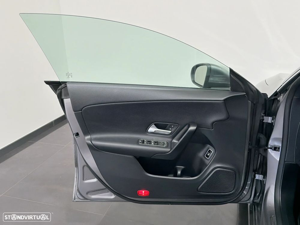 Mercedes-Benz CLA 250 e Shooting Brake Progressive - 18