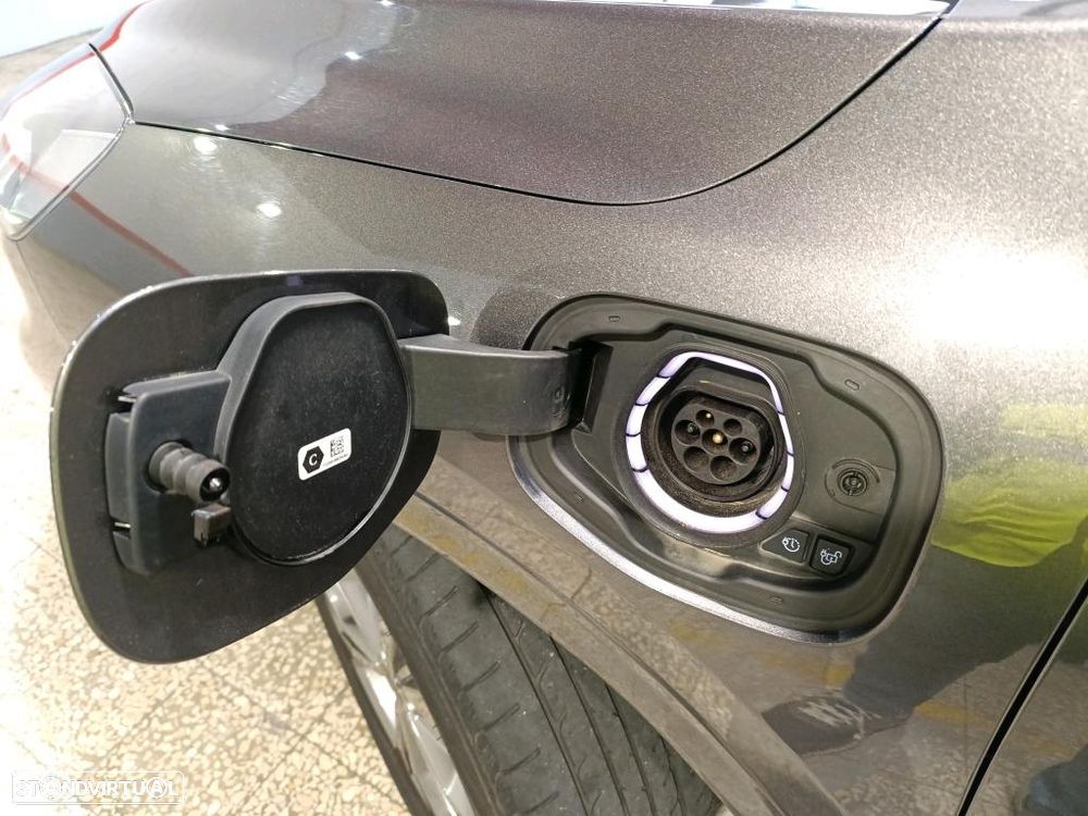 Ford Kuga 2.5 FHEV ST-Line - 10