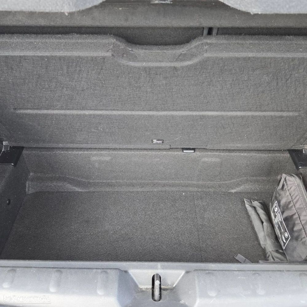 MINI 3 Portas - 35