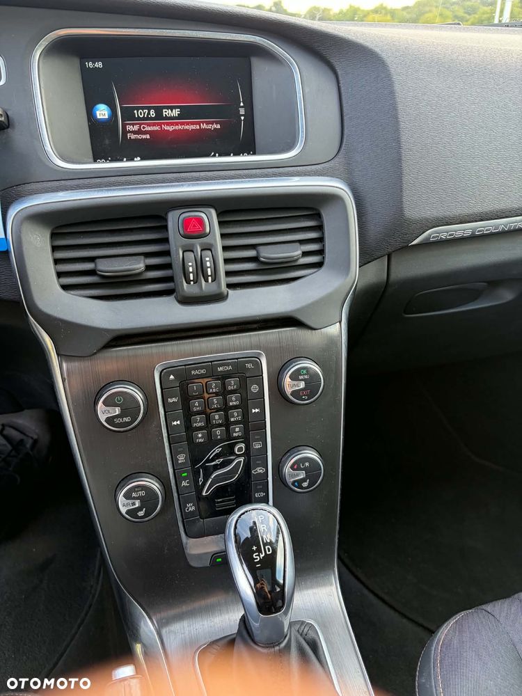 Volvo V40 D3 Geartronic Momentum - 5