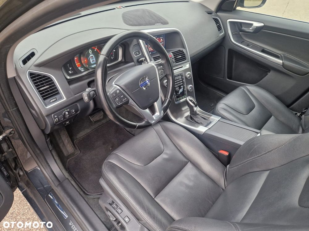 Volvo XC 60 D4 Geartronic Summum - 13