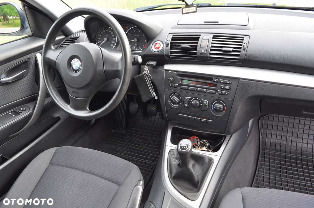 BMW Seria 1 116i - 13