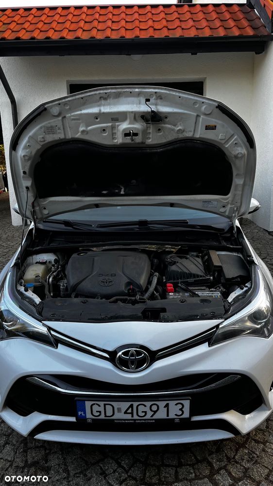 Toyota Avensis 2.0 D-4D Premium - 28