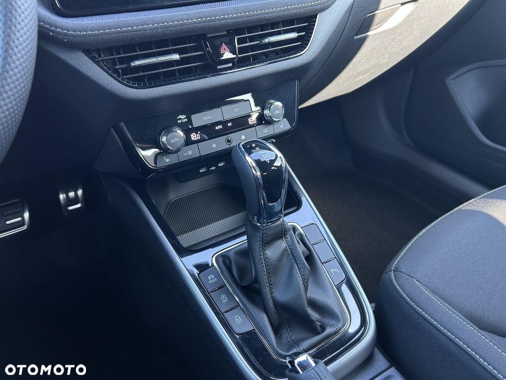 Skoda Fabia 1.0 TSI Monte Carlo DSG - 25