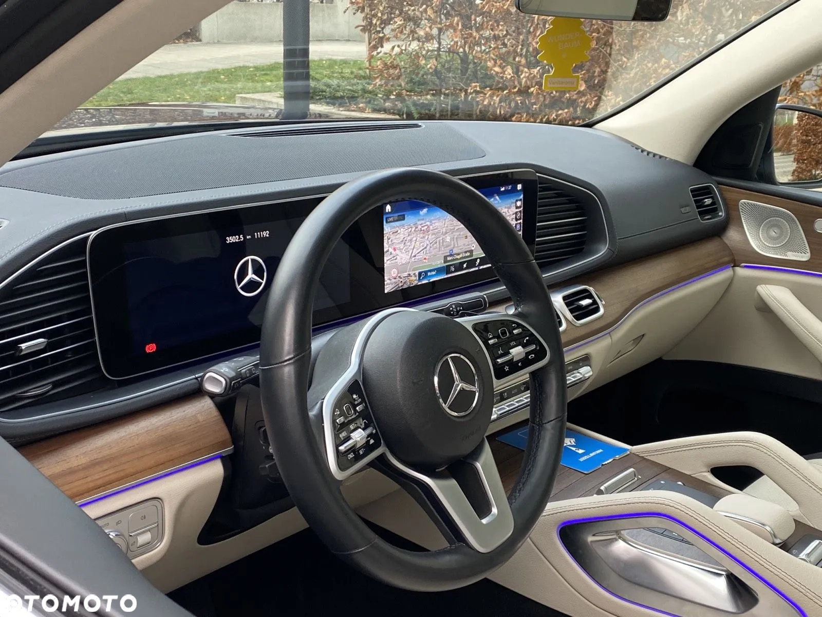 Mercedes-Benz GLS - 9