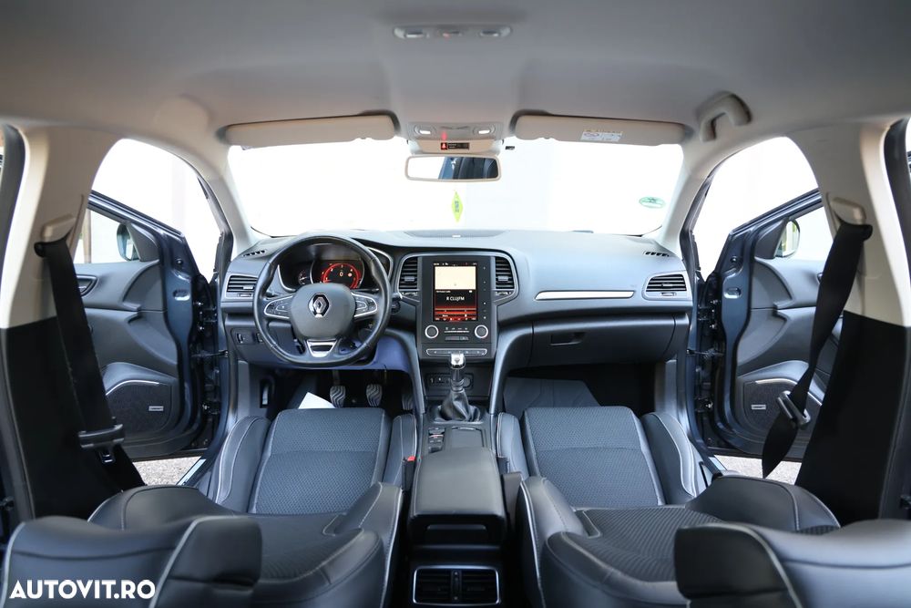 Renault Megane ENERGY dCi 110 Start & Stop Bose Edition - 12