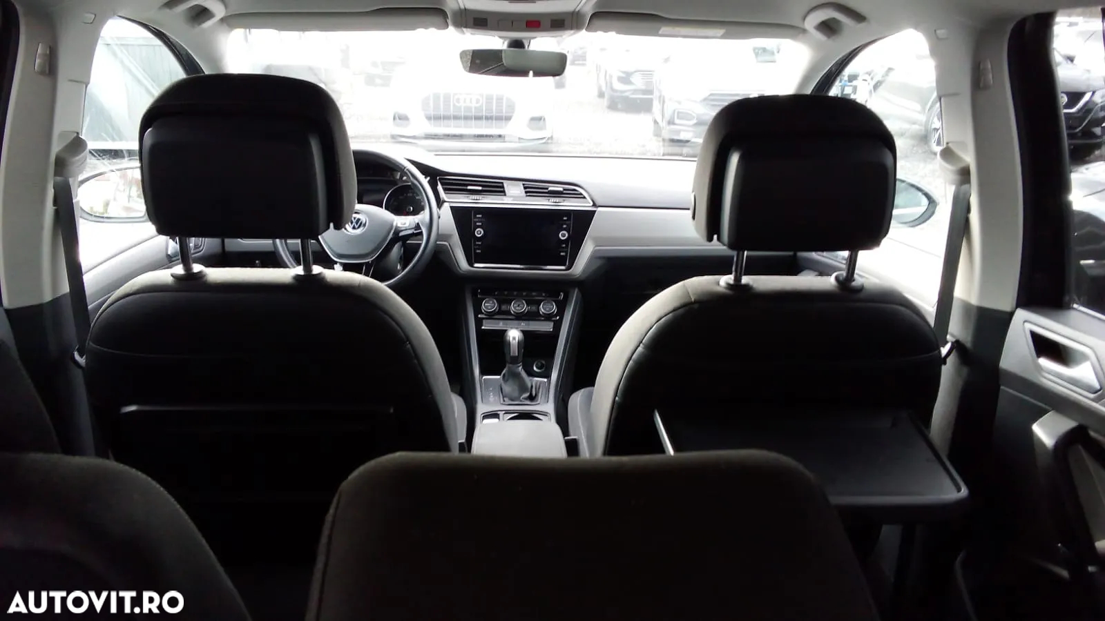 Volkswagen Touran 2.0 TDI DSG Comfortline - 12