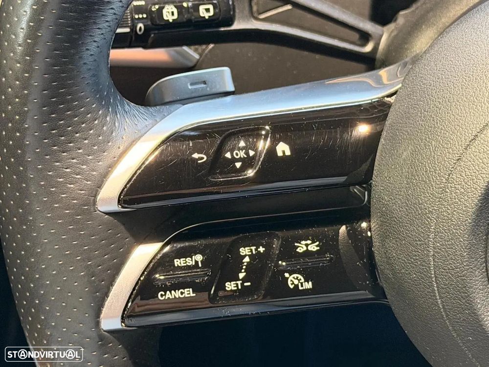 Mercedes-Benz C 300 d AMG Line — fotografia 31